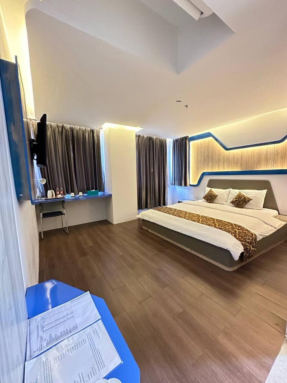 Golden Palace Hotel Batu Merah Dış mekan fotoğraf