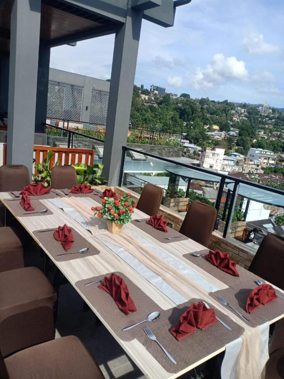 Golden Palace Hotel Batu Merah Dış mekan fotoğraf